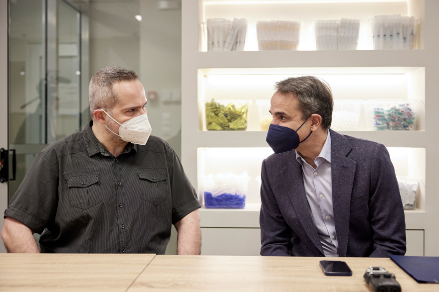 Ο Μητσοτάκης στο «STEKI 46» του ΟΚΑΝΑ, τον πρώτο χώρο εποπτευόμενης χρήσης ναρκωτικών στην Ελλάδα