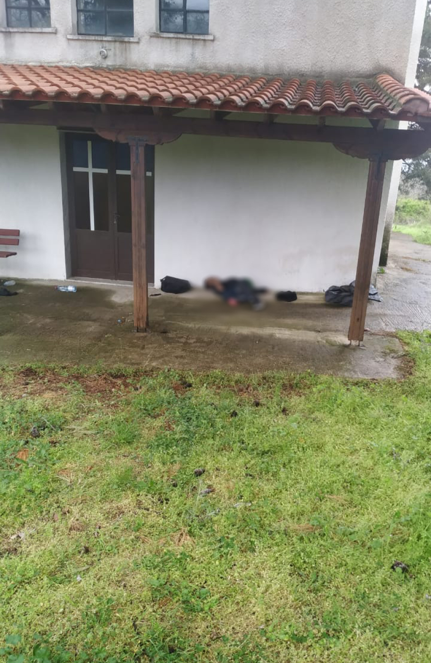 Έβρος: Νεκρός πρόσφυγας έξω από εκκλησία - Δεν άντεξε την ταλαιπωρία