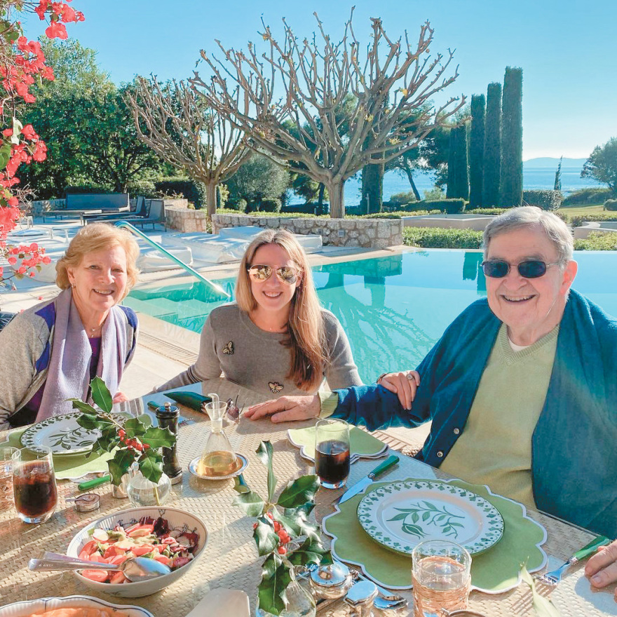 Ο τέως βασιλιάς πούλησε το παλάτι στο Πόρτο Χέλι σε Βούλγαρο επιχειρηματία