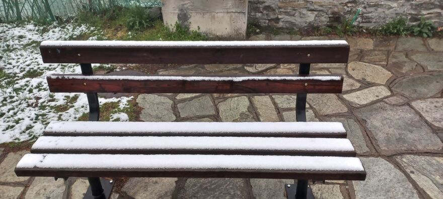 Στα «λευκά» τα ορεινά της Λάρισας λίγο πριν το Πάσχα