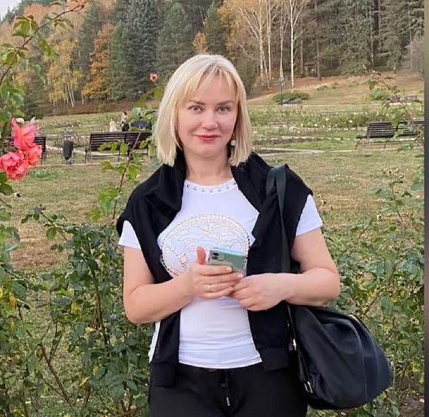 Ρωσία: Πρώην τραπεζίτης βρέθηκε νεκρός δίπλα στα πτώματα της γυναίκας του και της 13χρονης κόρης του