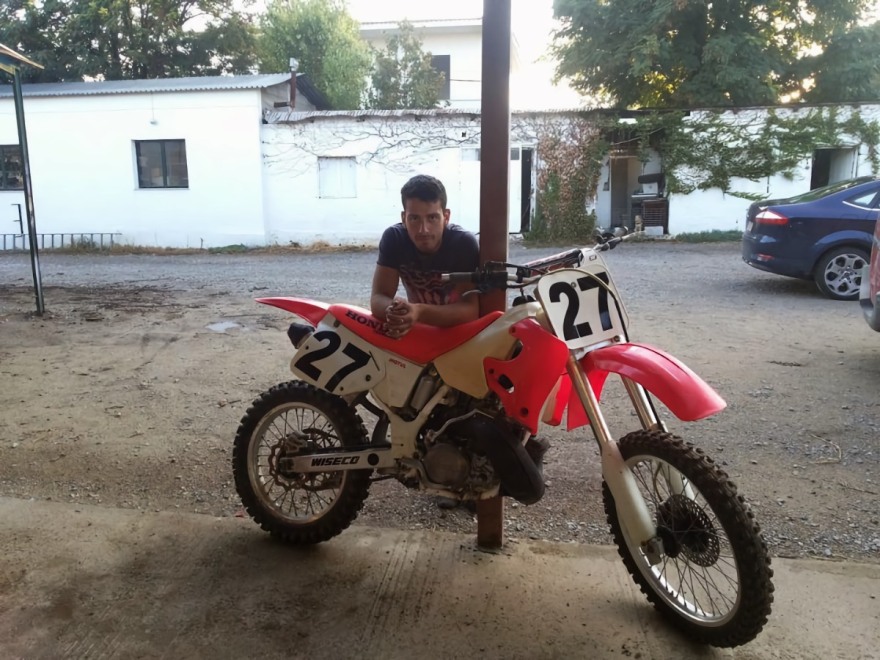 Φάρσαλα: Αυτός είναι ο 25χρονος που σκοτώθηκε σε τροχαίο και τον βρήκε ο πατέρας του