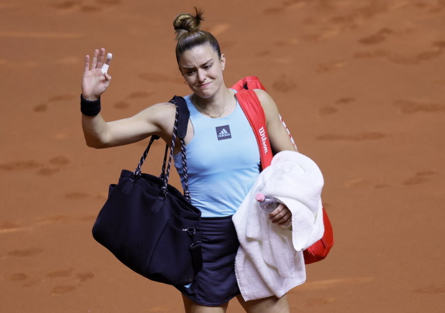 Σάκκαρη: Εγκατέλειψε  στο τουρνουά της Στουτγάρδης - Δείτε τη στιγμή της αποχώρησης