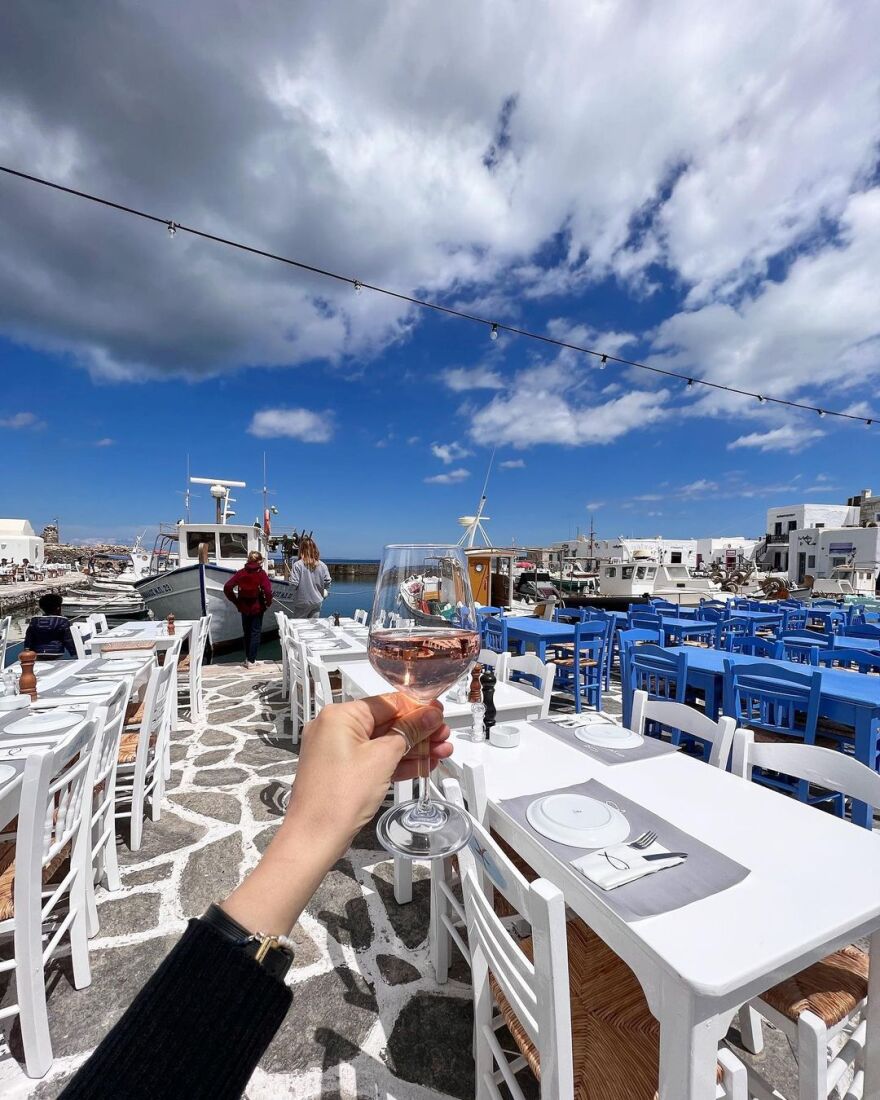 Χριστίνα Κοντοβά: Οικογενειακές διακοπές στην Πάρο