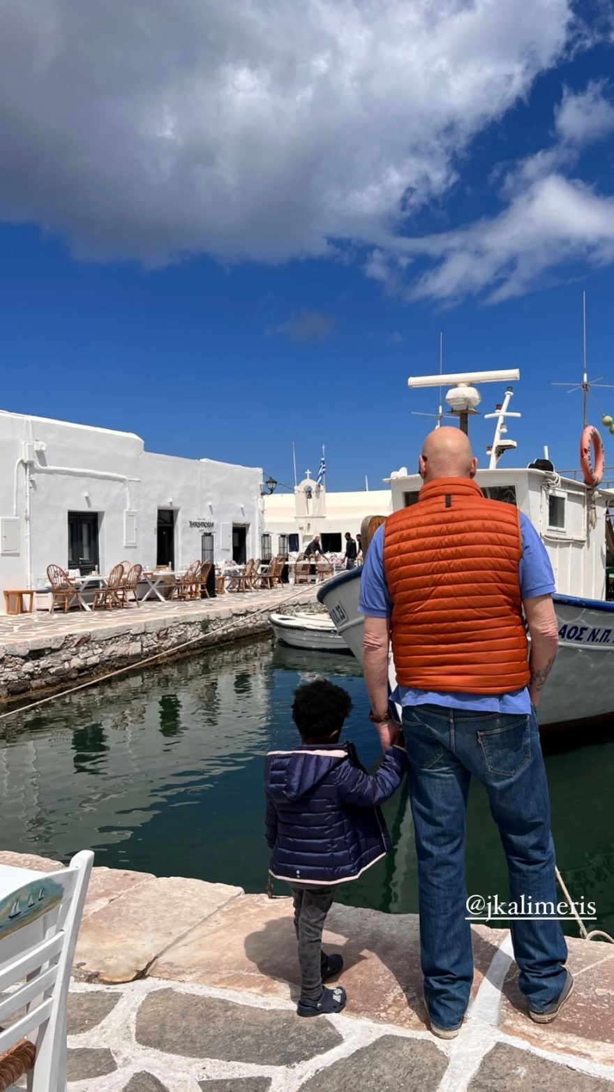 Χριστίνα Κοντοβά: Οικογενειακές διακοπές στην Πάρο