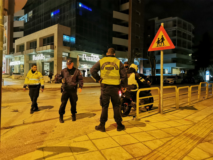 Θεσσαλονίκη: Ραντάρ και «μπλόκα» της Τροχαίας στην Καλαμαριά μετά το σοκαριστικό ατύχημα - Βίντεο και φωτογραφίες