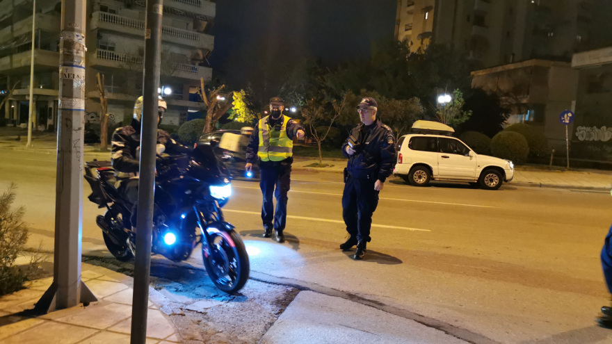 Θεσσαλονίκη: Ραντάρ και «μπλόκα» της Τροχαίας στην Καλαμαριά μετά το σοκαριστικό ατύχημα - Βίντεο και φωτογραφίες