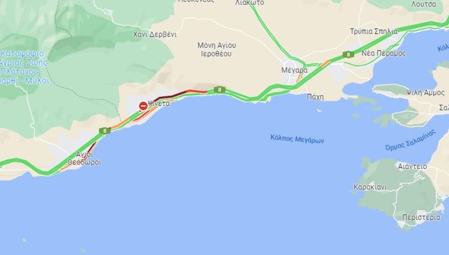 Κίνηση στους δρόμους: Μεγάλο μποτιλιάρισμα στην Αθηνών-Κορίνθου στο ύψος της Κινέτας - Ανετράπη νταλίκα