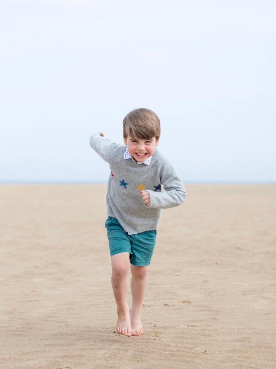 Βρετανία: Ο πρίγκιπας Λούις έγινε 4 ετών και το Παλάτι του εύχεται χρόνια πολλά