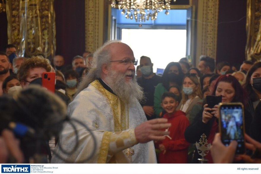 Πάσχα 2022: Έγινε η πρώτη ανάσταση σε Κέρκυρα και Χίο - Δείτε φωτογραφίες και βίντεο