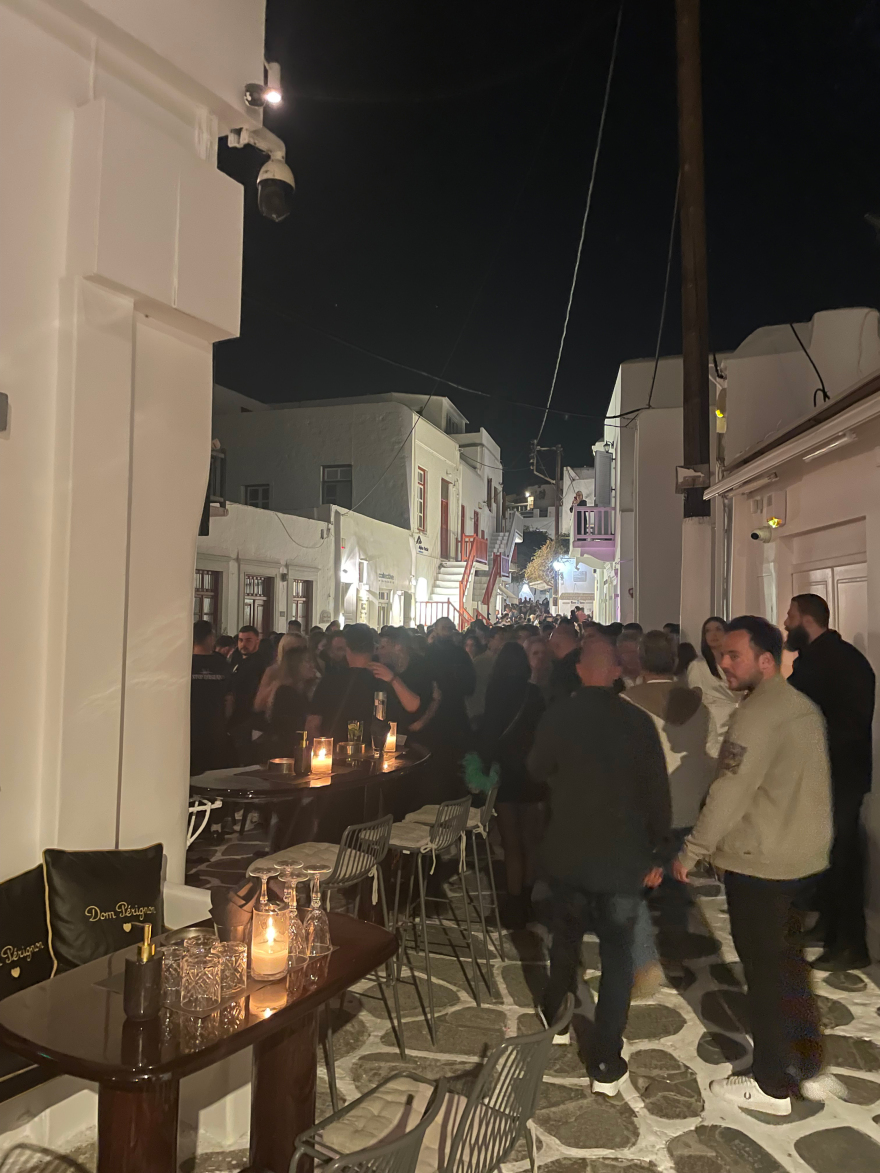 Το μεγάλο Πασχαλιάτικο «ξέσπασμα» μετά από δύο χρόνια καραντίνας - Δείτε βίντεο 