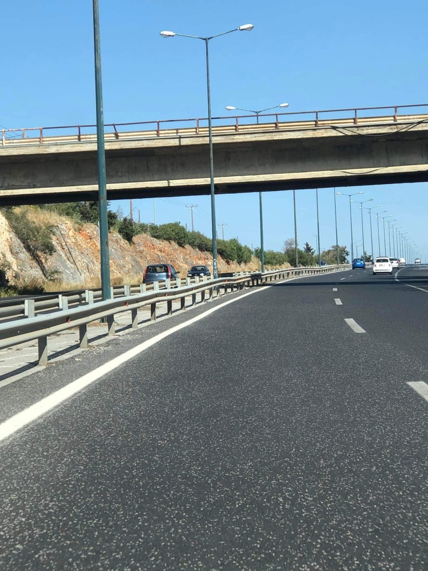 Ηράκλειο: Ασυνείδητος οδηγός κινείτο στο αντίθετο ρεύμα στην Εθνική Οδό (φωτογραφίες)