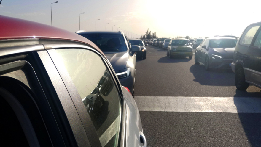 Κίνηση στους δρόμους - Πάσχα 2022: Χαμηλές ταχύτητες στην είσοδο της Θεσσαλονίκης, στα διόδια των Μαλγάρων