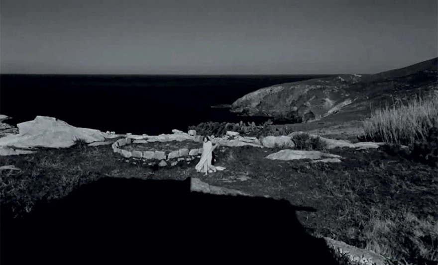 Από τα Όσκαρ στη Λυρική: Ο Λάνθιμος επιστρέφει με Έμα Στόουν και «Βληχή» 