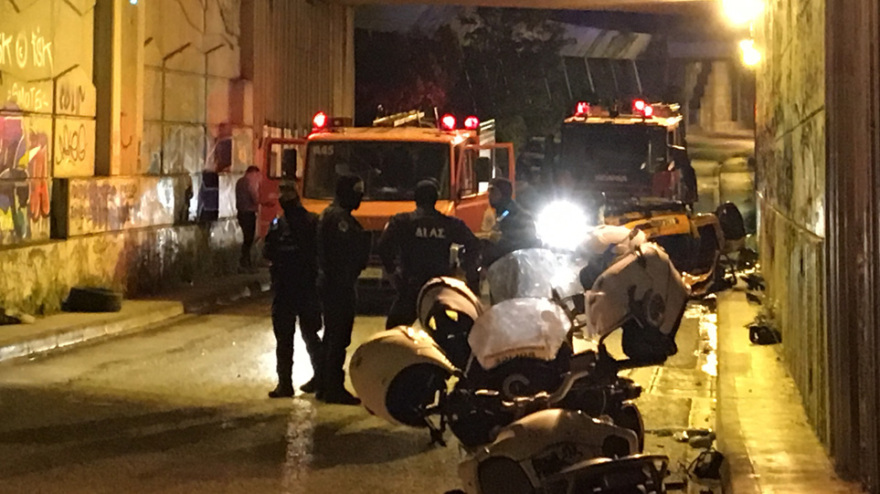 Νέα Ιωνία: Ένας νεκρός σε τροχαίο στη γέφυρα της Νέας Ιωνίας προς Χαλάνδρι - Δείτε βίντεο και φωτογραφίες