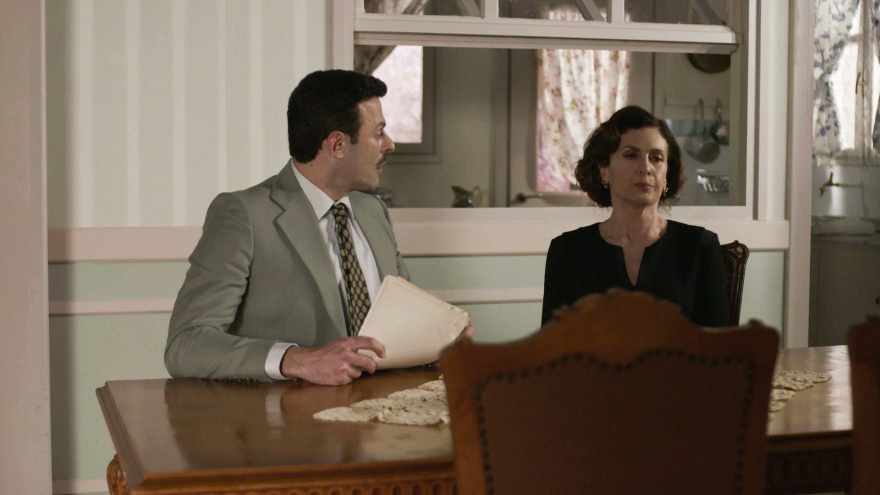 Άγριες Μέλισσες: Ο Νικηφόρος ανακοινώνει την απόφασή του στη Ρένα