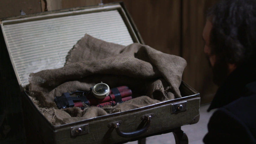 Άγριες Μέλισσες: Ο Νικηφόρος ανακοινώνει την απόφασή του στη Ρένα