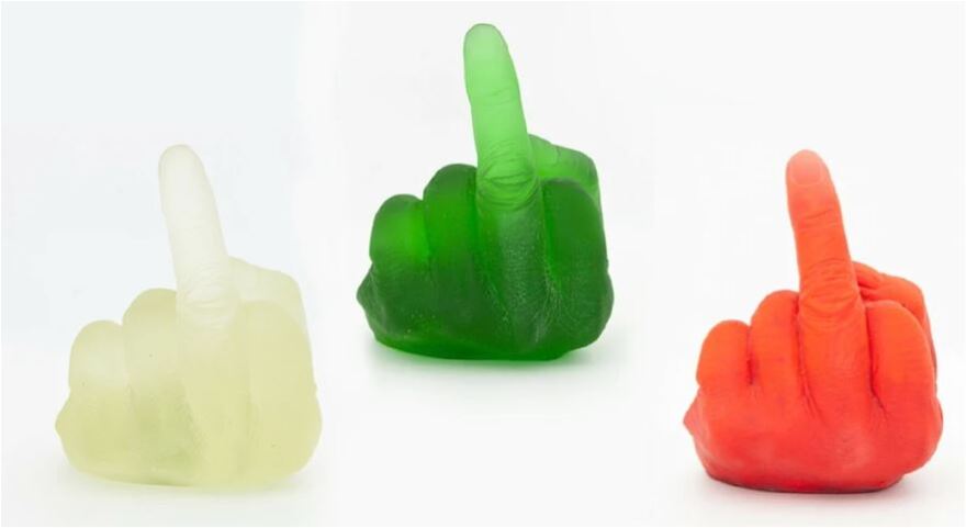 «Καπνός» έγιναν τρία γλυπτά του διάσημου Κινέζου καλλιτέχνη Άι Γουέι Γουέι από γκαλερί του Αμβούργου