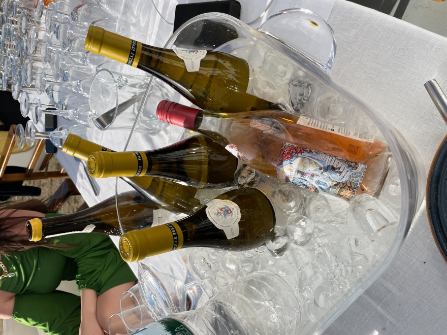 Μύκονος: Πάρτι μέχρι... τελικής πτώσης