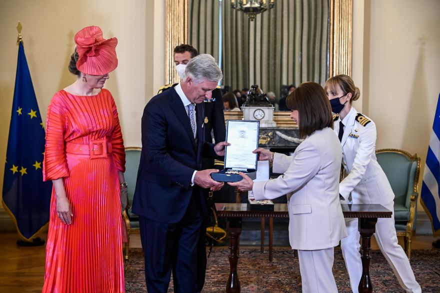 Σακελλαροπούλου: «Θέλουμε να ενισχύσουμε τις ήδη εξαιρετικές σχέσεις Ελλάδας-Βελγίου» τόνισε στη συνάντηση με το βασιλικό ζεύγος