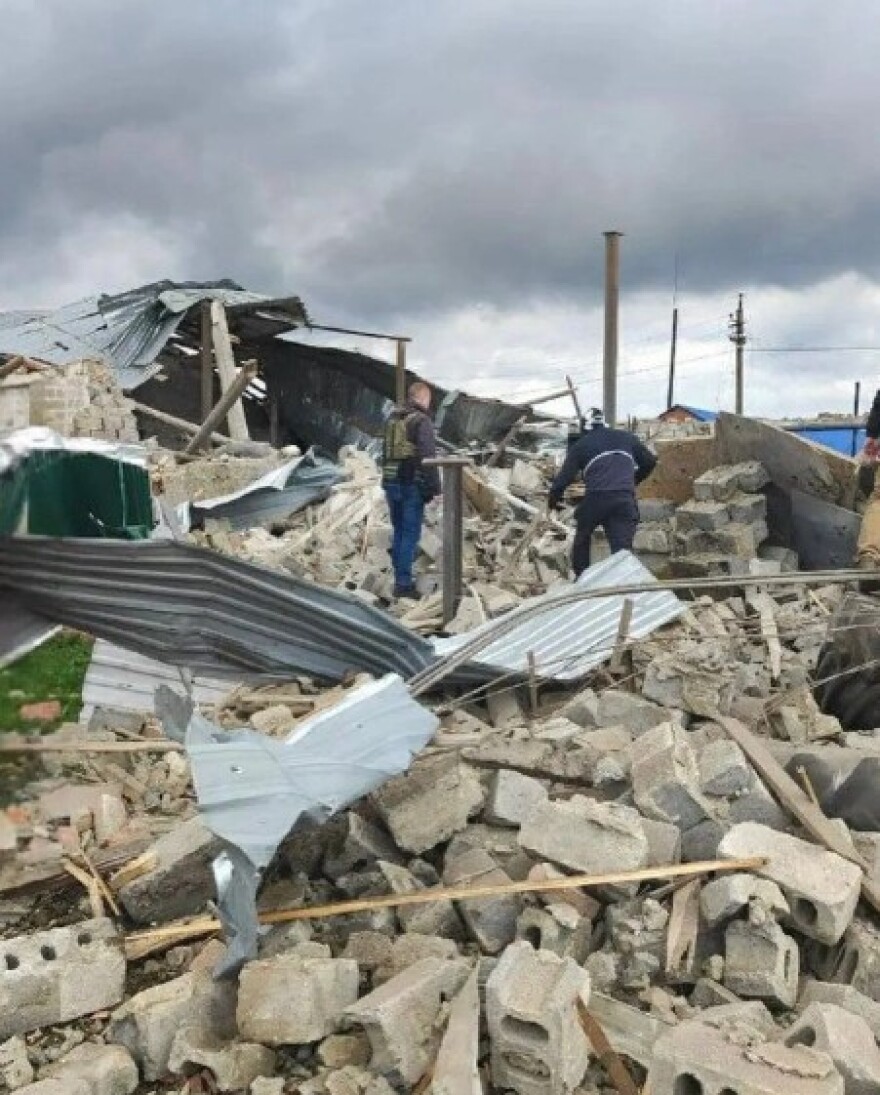 Πόλεμος στην Ουκρανία: Ρωσικές βόμβες ισοπέδωσαν χωριό όπου ζουν Έλληνες ομογενείς - Δείτε φωτογραφίες