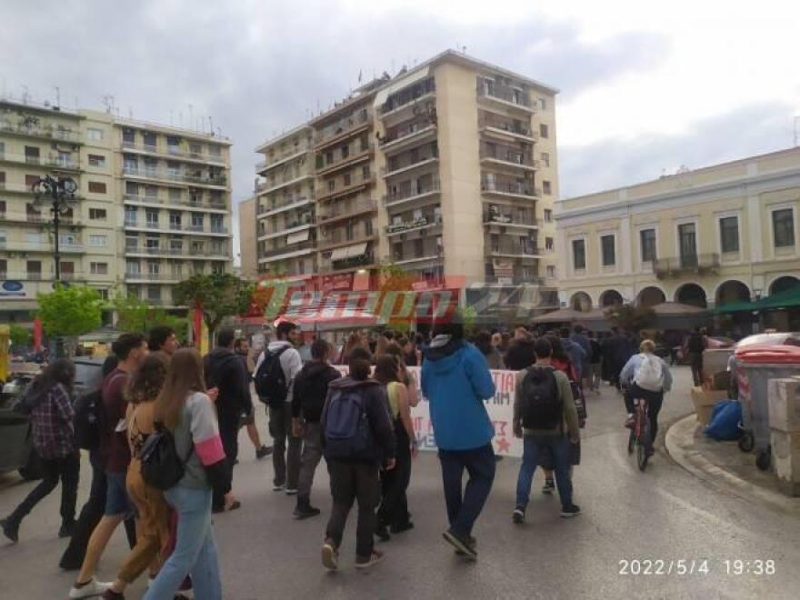 Επεισόδια στην πορεία για τον Ζακ Κωστόπουλο στην Πάτρα - Δείτε video