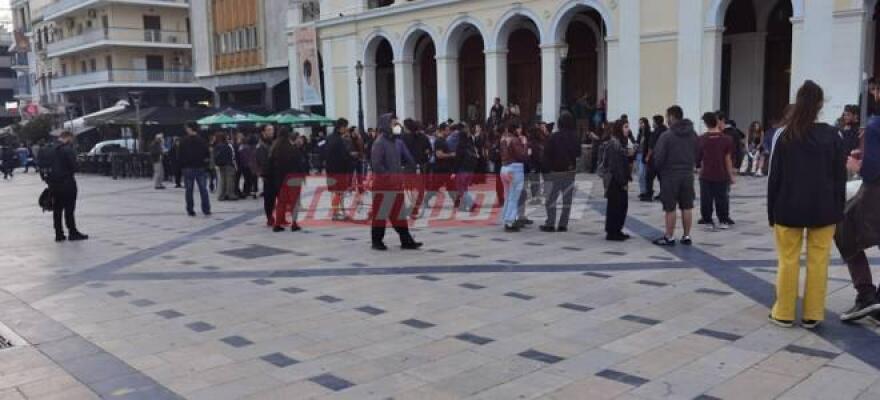 Επεισόδια στην πορεία για τον Ζακ Κωστόπουλο στην Πάτρα - Δείτε video