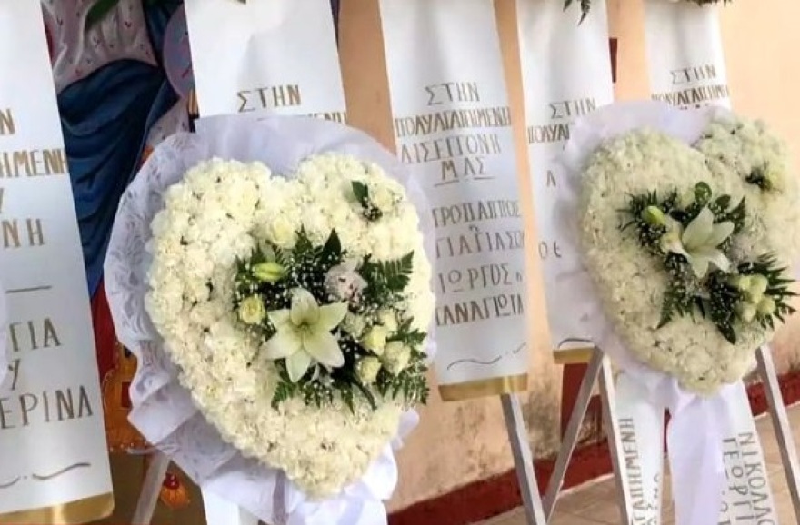 Θάνατος 3χρονης στο Ιπποκράτειο: Με ροζ μπαλόνια και κουφέτα το τελευταίο «αντίο» στην 3χρονη