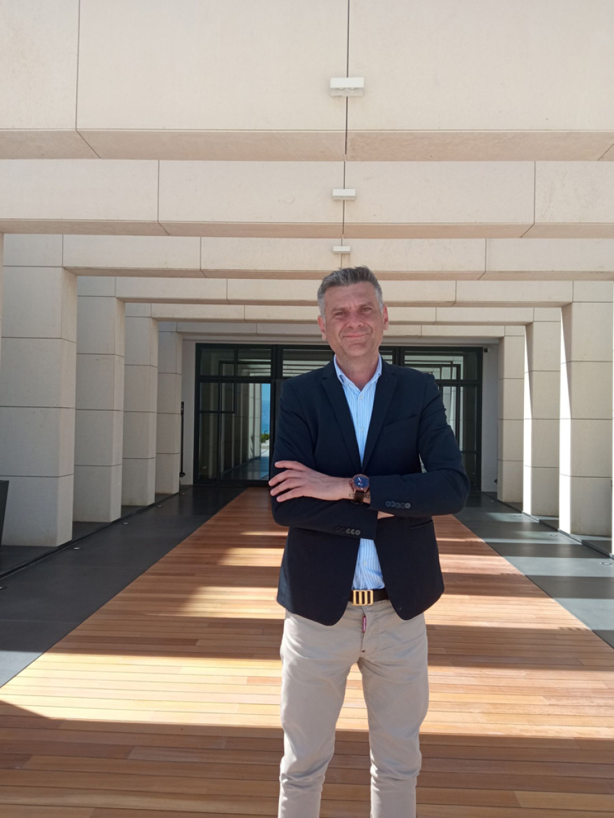 Το Αngsana Corfu Resort & Spa καλωσορίζει τον Κώστα Μπιμπλή στη θέση του νέου Γενικού Διευθυντή