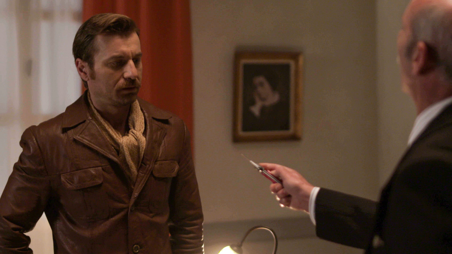 Άγριες Μέλισσες: Η Κορίνα ανακοινώνει στον Ακύλα τον χωρισμό της με τον Μελέτη