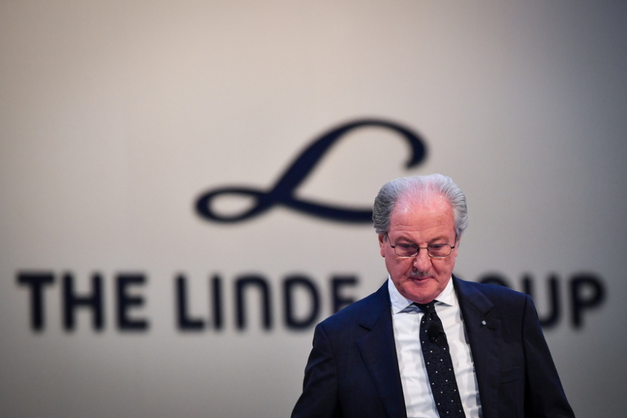 Politico: Η λίστα των 12 Γερμανών που «φλέρταραν» με τη Ρωσία - Πρώτη και καλύτερη η Μέρκελ