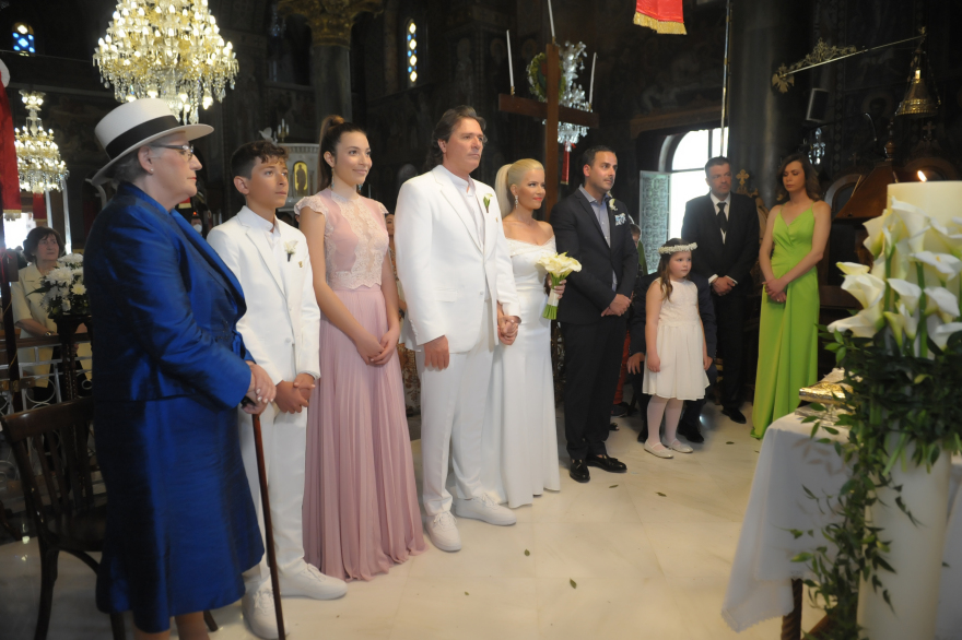 Βίκυ Χαντζή: Παντρεύτηκε τον αγαπημένο της, Γιώργο Σκλαβούνο