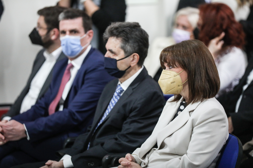 ΚΕ.ΜΙ.ΠΟ.: Η Σακελλαροπούλου στο 10ο Συμπόσιο για τα 100 χρόνια από τη Μικρασιατική καταστροφή