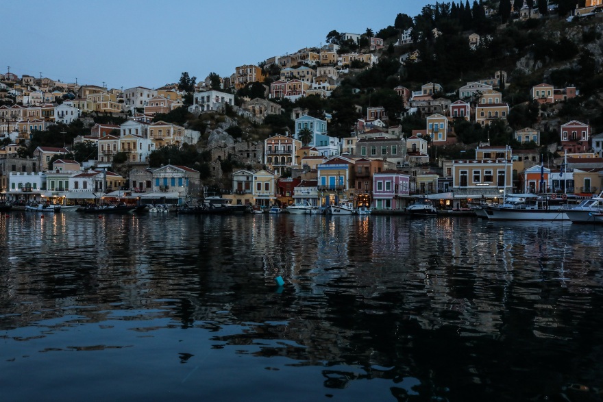 Επίτιμη δημότης Σύμης ανακηρύχθηκε η Κατερίνα Σακελλαροπούλου