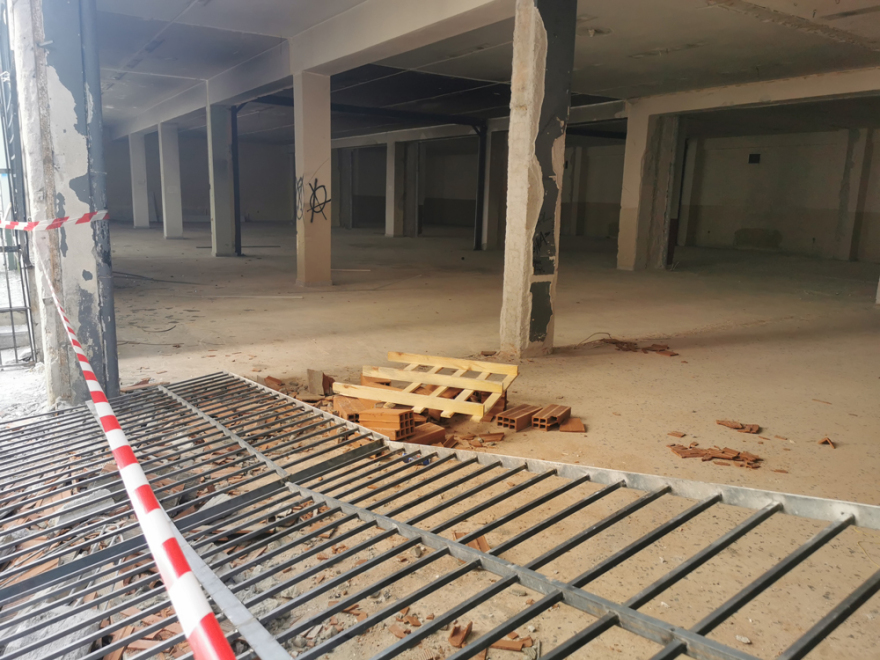 Κατακραυγή για τις καταστροφές στο ΑΠΘ - Πώς ήταν ο χώρος πριν «μπουκάρουν» με βαριοπούλες