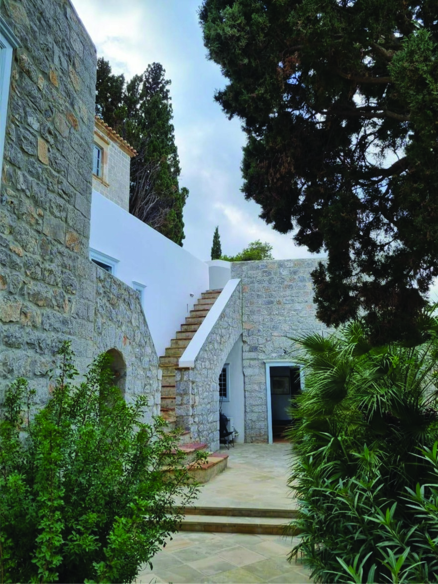 Αρχοντικό Μπουντούρη: «Πωλείται Ιστορία» 10 εκατ. ευρώ στην Ύδρα