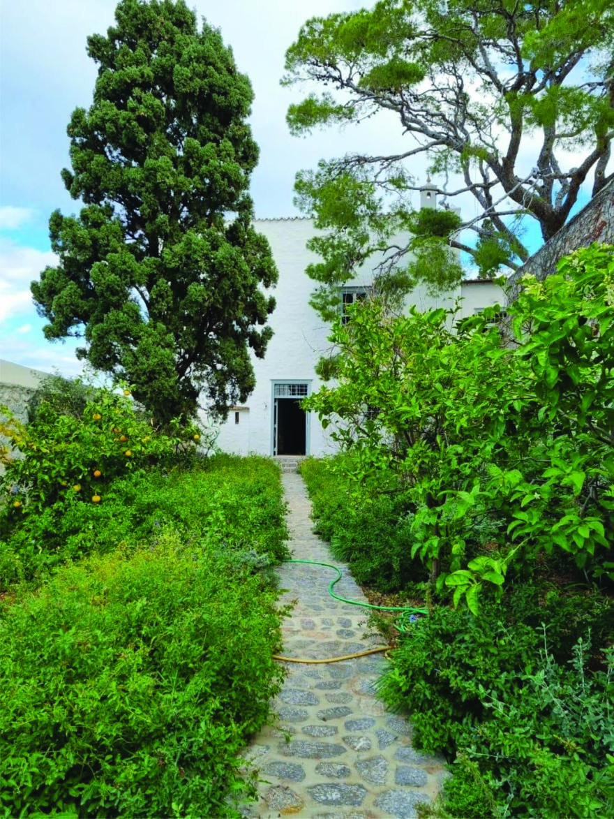 Αρχοντικό Μπουντούρη: «Πωλείται Ιστορία» 10 εκατ. ευρώ στην Ύδρα