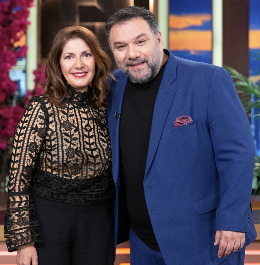 To «The 2Night Show» υποδέχεται τον Δημήτρη Αβραμόπουλο και τη Μαρία Γεωργιάδου 