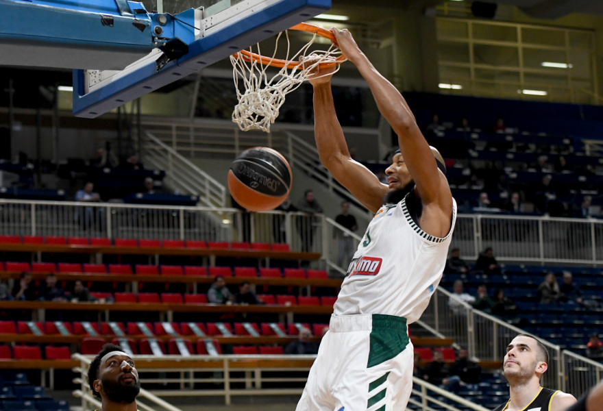 Έντριαν Πέιν, o δολοφονημένος γίγαντας με τη μεγάλη καρδιά