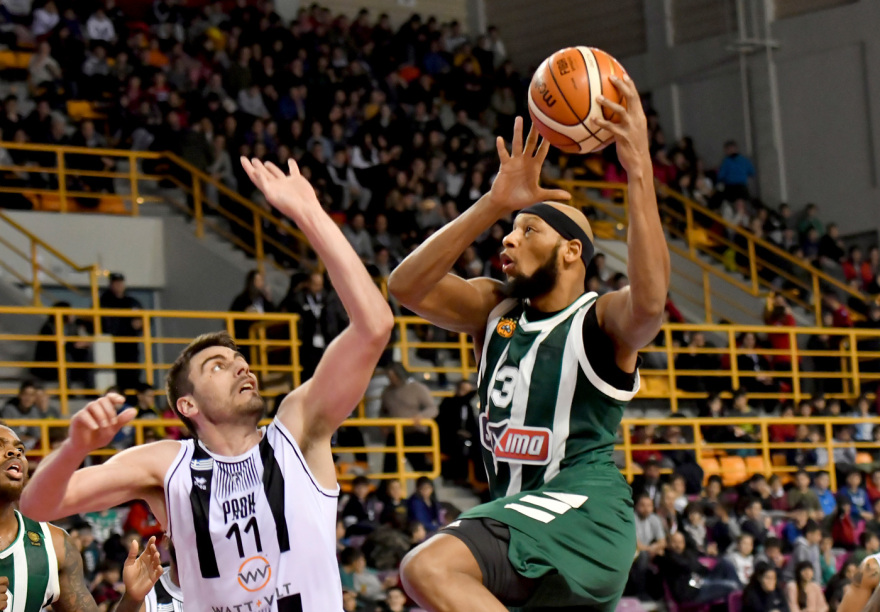 Έντριαν Πέιν, o δολοφονημένος γίγαντας με τη μεγάλη καρδιά