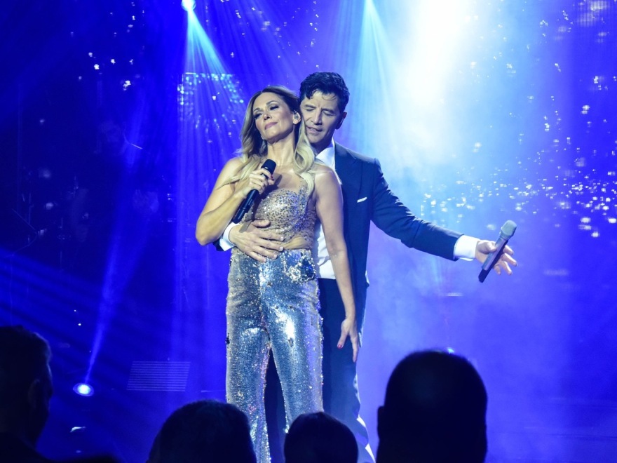 Εντυπωσιακή η πρεμιέρα του Σάκη Ρουβά και της Έλλης Κοκκίνου στη Θεσσαλονίκη