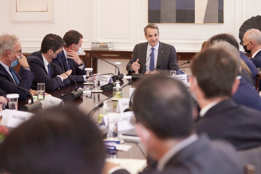 Μητσοτάκης - Συναντήθηκε με Γάλλους επιχειρηματίες: Είναι αλήθεια πως η Ελλάδα έχει επιστρέψει