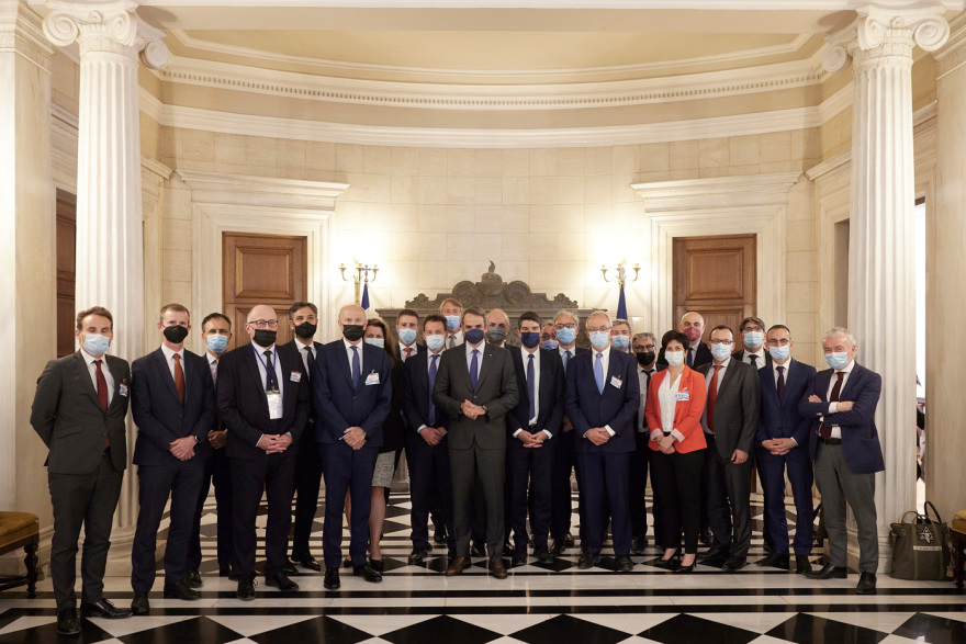 Μητσοτάκης - Συναντήθηκε με Γάλλους επιχειρηματίες: Είναι αλήθεια πως η Ελλάδα έχει επιστρέψει