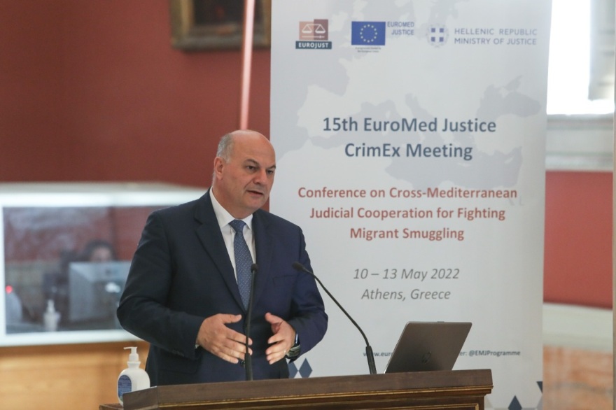 Τσιάρας: Το πλαίσιο υπάρχει, απαιτείται διεθνής συνεργασία για την καταπολέμηση της παράνομης διακίνησης μεταναστών