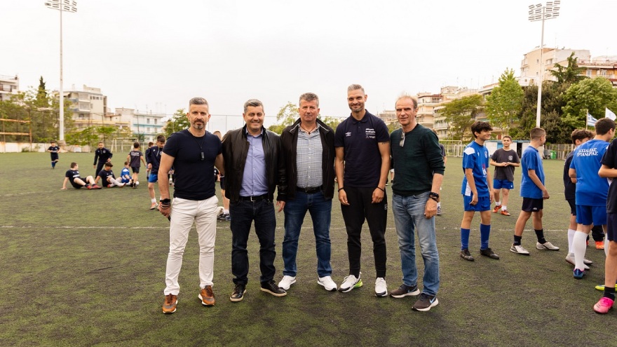 Ο πρωταθλητής Ευρώπης Άγγελος Χαριστέας συμβουλεύει τους μελλοντικούς πρωταθλητές 