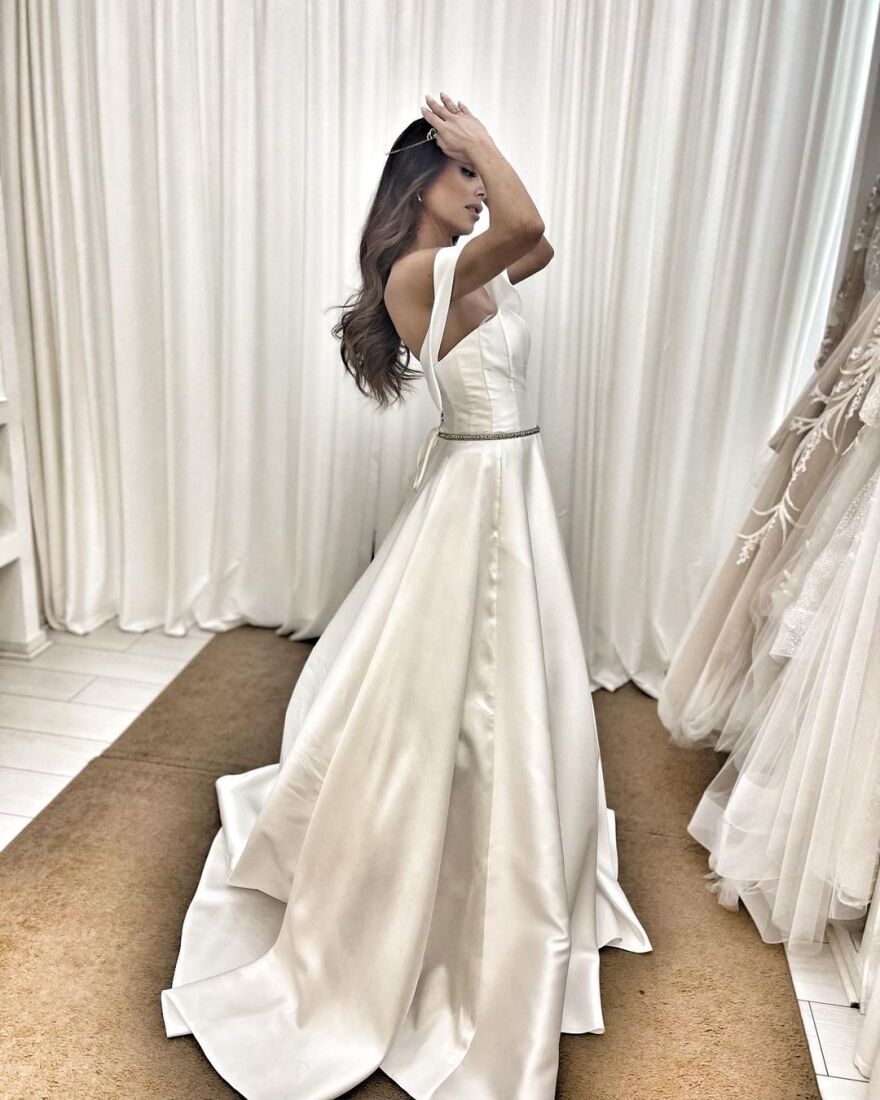 Η Μαρία Αντωνά κάνει πρόβα νυφικού