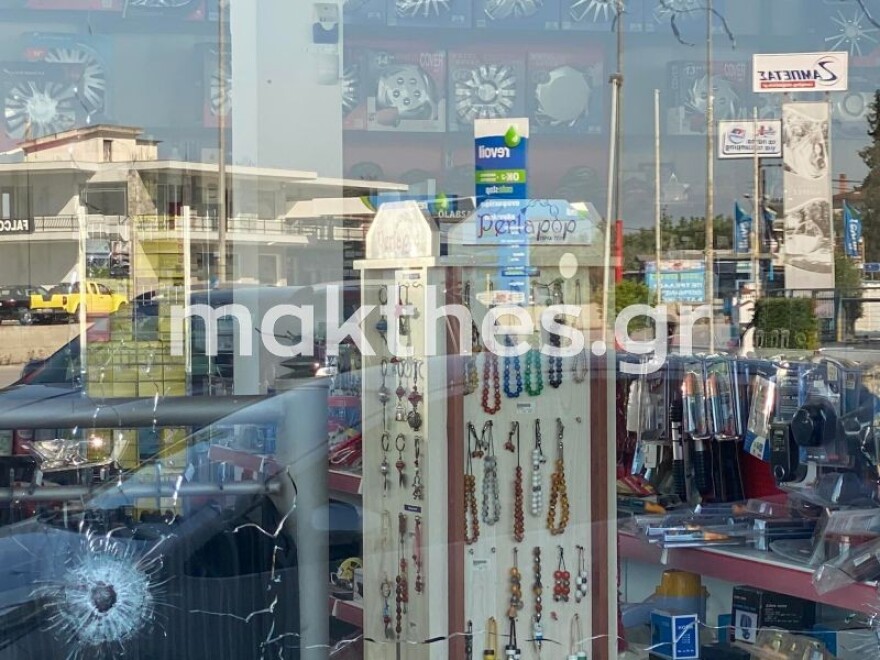 Θεσσαλονίκη: «Γάζωσαν» το πρατήριο του προέδρου βενζινοπωλών της πόλης