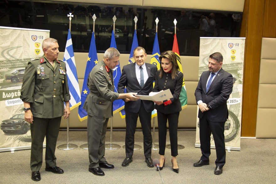 Επιτροπή «Ελλάδα 2021»: Δωρεά 20 οχημάτων μεταφοράς προσωπικού στις Ένοπλες Δυνάμεις 