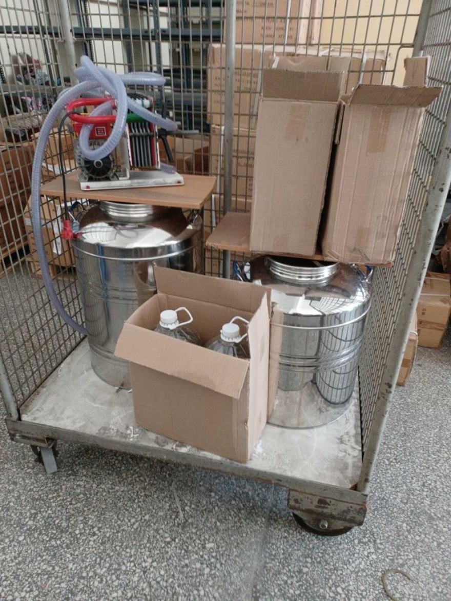 Κατέσχεσαν έναν τόνο ποτά-«μπόμπες» σε νυχτερινό κέντρο