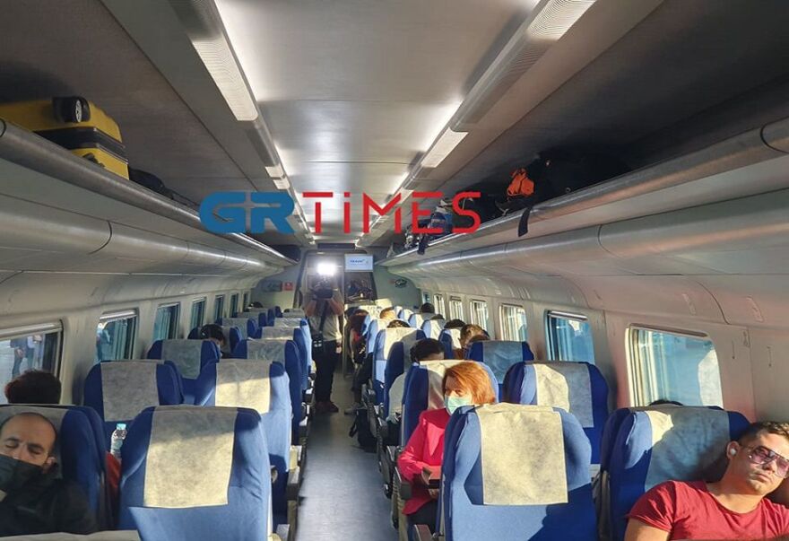 ΤΡΑΙΝΟΣΕ: Ντεμπούτο για το «ETR 470» που φέρνει... πιο κοντά Αθήνα και Θεσσαλονίκη (φωτογραφίες)